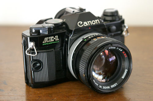 Canon AE-1 PROGRAM （REVIEW） | カメラ物語 ←TOP