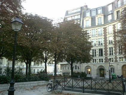 Place Dauphine2