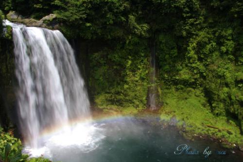音止めの滝と虹
